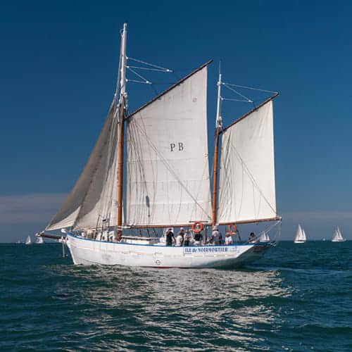 Le Martroger sous voiles