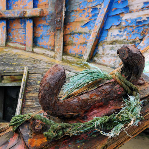 Epave de bateau rouillé