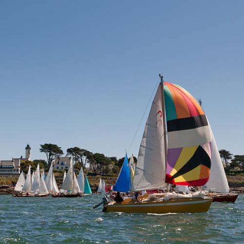 Régate devant Port-Navalo