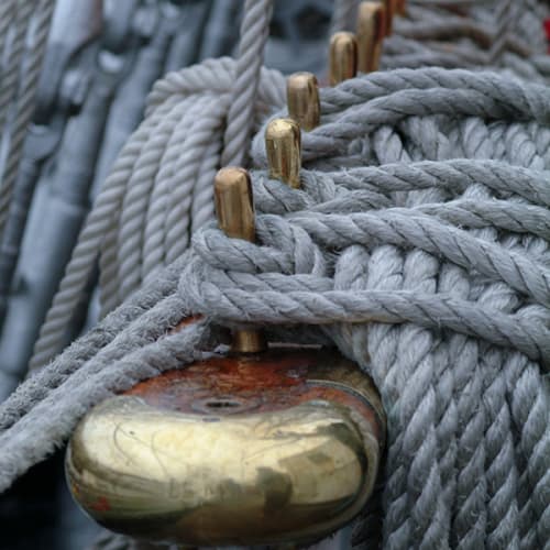 Cordages à bord d'un grand voilier