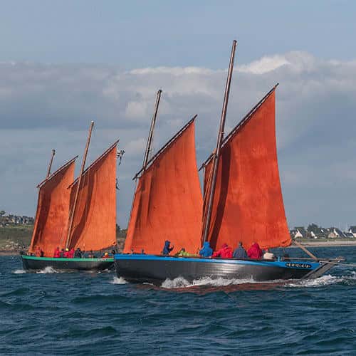 Sinagots 'Joli Vent' et 'Crialeis' croisant le Morgenster