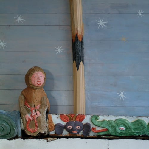 Personnage de moine figurant sur une sablière